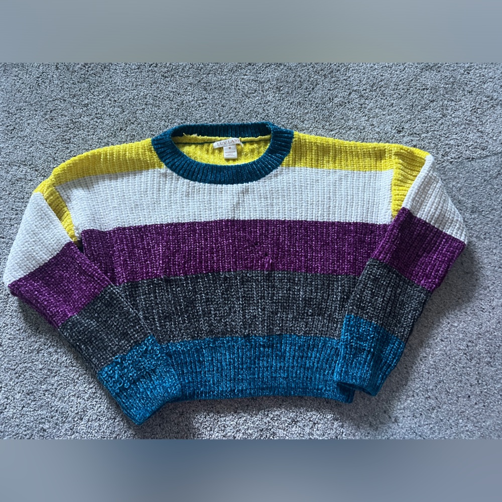Cropped super soft sweater